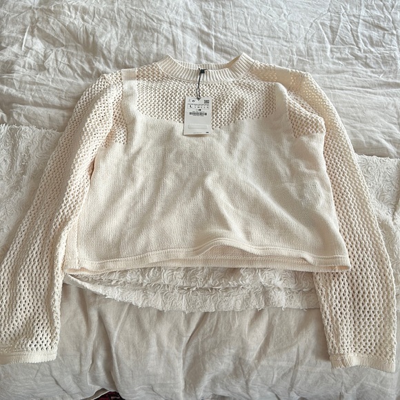 Zara perforated chenille mock neck sweater size large - Picture 2 of 3